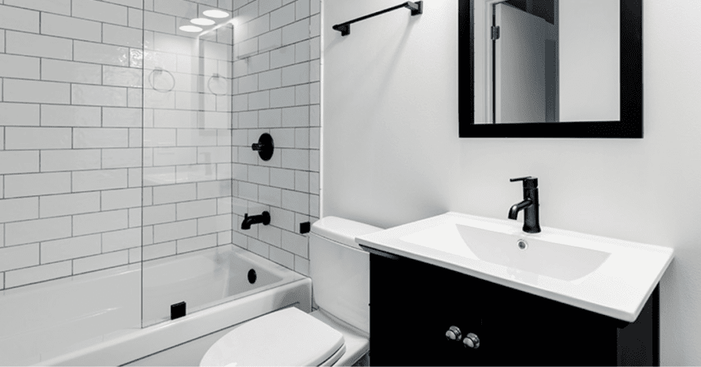 ¿Cuánto cuesta reformar un baño de 3 metros cuadrados en una casa?